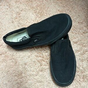 Unisex black Vans